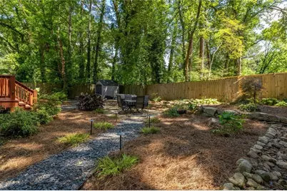 1266 Almont Drive SW, Atlanta, GA 30310 - Photo 25