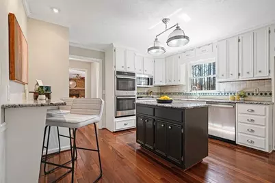 235 Oak Leaf Circle, Roswell, GA 30075 - Photo 13