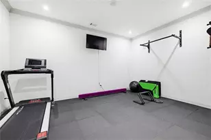 1329 Sylvan Cir NE, Brookhaven, GA 30319 - Photo 29