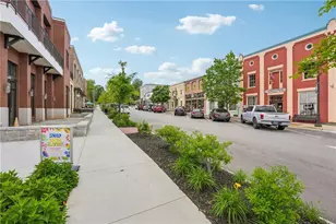 5360 Frontier Ct, Flowery Branch, GA 30542 - Photo 17