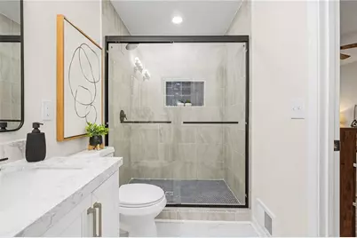 5464 Breathitt Drive SW, Lilburn, GA 30047 - Photo 19