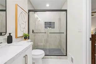 5464 Breathitt Dr SW, Lilburn, GA 30047 - Photo 19