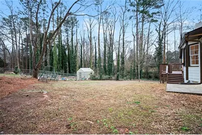 5464 Breathitt Drive SW, Lilburn, GA 30047 - Photo 37