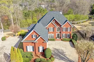 7640 Stratton Point, Suwanee, GA 30024 - Photo 3