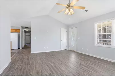 330 Chestnut Drive, Covington, GA 30016 - Photo 11