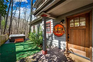 240 Mountain View Ct, Ellijay, GA 30536 - Photo 17