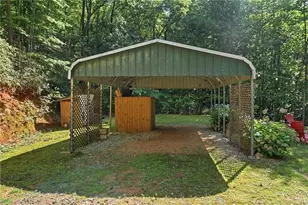 225 Overlook Cir, Clarkesville, GA 30523 - Photo 37
