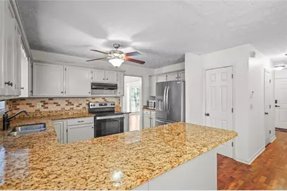 1700 Summit View Way, Snellville, GA 30078 - Photo 9