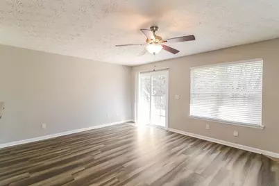 945 Magnolia Gardens Walk, McDonough, GA 30253 - Photo 3