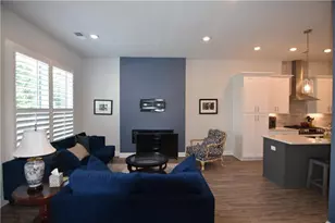 137 Pearl St, Woodstock, GA 30188 - Photo 5