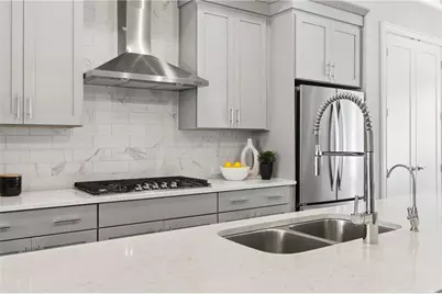 6608 Cadence Boulevard, Atlanta, GA 30328 - Photo 7