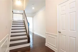 101 Newcomb Ct, Atlanta, GA 30328 - Photo 13