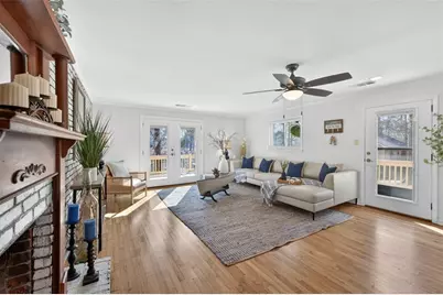 2439 Lakeshore Drive NE, Conyers, GA 30012 - Photo 23