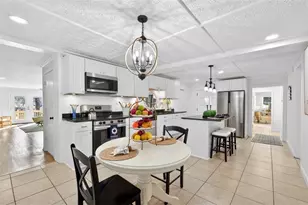 2439 Lakeshore Dr NE, Conyers, GA 30012 - Photo 11