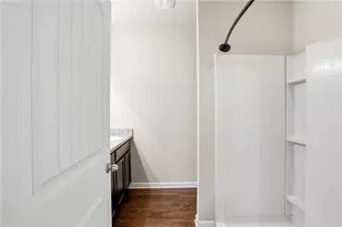 813 Blue Hill Ln, Atlanta, GA 30349 - Photo 19