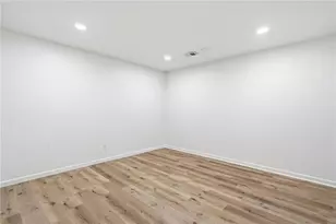 10675 Oxford Mill Cir, Alpharetta, GA 30022 - Photo 43