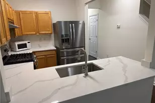 2729 Heathrow Dr, Lawrenceville, GA 30043 - Photo 15