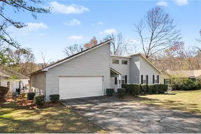 632 Woodknoll Court, Jonesboro, GA 30238 - Photo 1