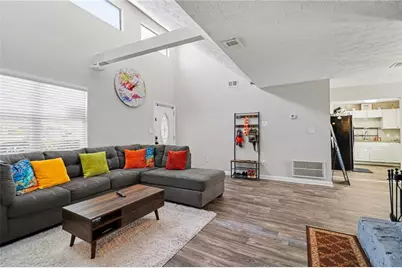 632 Woodknoll Court, Jonesboro, GA 30238 - Photo 5