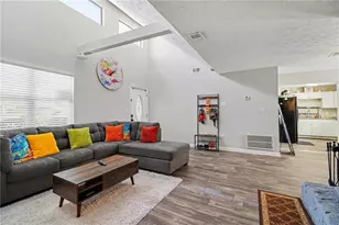 632 Woodknoll Ct, Jonesboro, GA 30238 - Photo 5