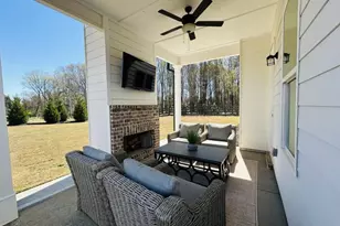120 Crimson Feather Dr, Jefferson, GA 30549 - Photo 25