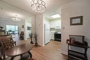 1800 Clairmont Lake, Decatur, GA 30033 - Photo 9