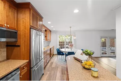 1105 Clairemont Avenue #P, Decatur, GA 30030 - Photo 23