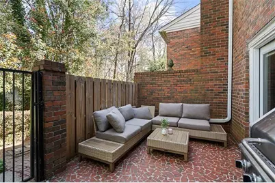 1105 Clairemont Avenue #P, Decatur, GA 30030 - Photo 9