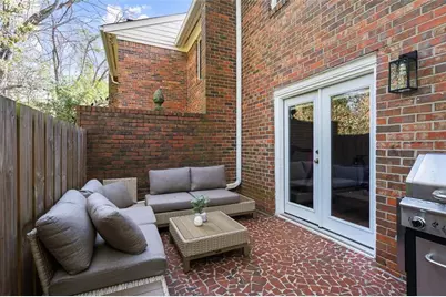 1105 Clairemont Avenue #P, Decatur, GA 30030 - Photo 47