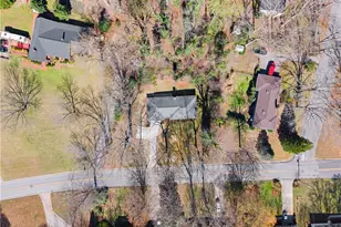 698 Holly Dr, Gainesville, GA 30501 - Photo 7