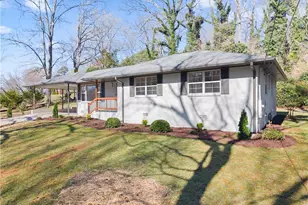 698 Holly Dr, Gainesville, GA 30501 - Photo 1