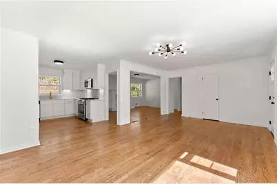 698 Holly Drive, Gainesville, GA 30501 - Photo 9