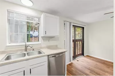 2116 Scarbrough Road, Stone Mountain, GA 30088 - Photo 7