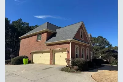 1805 Regents Way, Conyers, GA 30094 - Photo 3