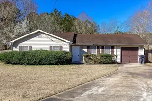 105 Valley Ct, Covington, GA 30016 - Photo 1