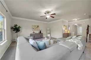 1876 Hanover W Dr, Lawrenceville, GA 30043 - Photo 15