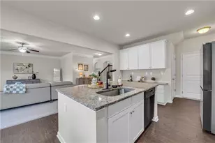 1876 Hanover W Dr, Lawrenceville, GA 30043 - Photo 25