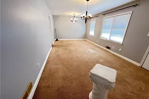 364 Navarre Dr, Stone Mountain, GA 30087 - Photo 17