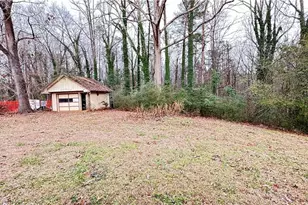 364 Navarre Dr, Stone Mountain, GA 30087 - Photo 21