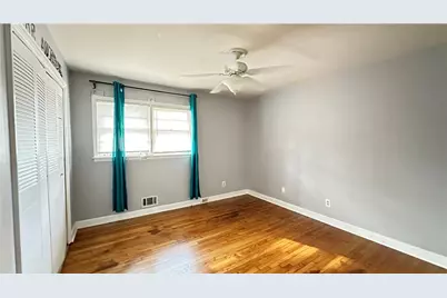 364 Navarre Drive, Stone Mountain, GA 30087 - Photo 9