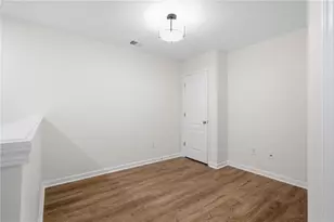 533 Fox Creek Crossing, Woodstock, GA 30188 - Photo 9