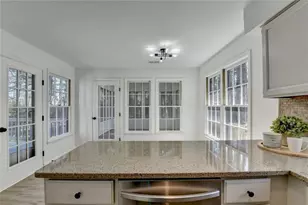 165 River Terrace Ct, Roswell, GA 30076 - Photo 31