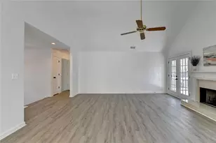 165 River Terrace Ct, Roswell, GA 30076 - Photo 19