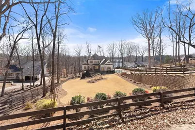 3655 Cameron Circle, Gainesville, GA 30506 - Photo 5