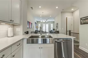 4321 Parkside Pl, Atlanta, GA 30342 - Photo 9