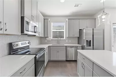 6413 Shalks Crossing Drive, Lithonia, GA 30058 - Photo 5