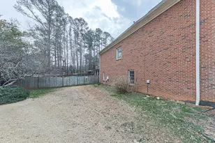 770 Heathland Dr, Roswell, GA 30075 - Photo 53