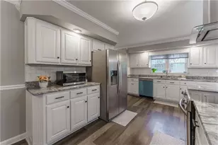 326 Ryan Dr, Auburn, GA 30011 - Photo 11