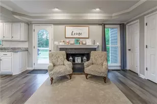 326 Ryan Dr, Auburn, GA 30011 - Photo 5