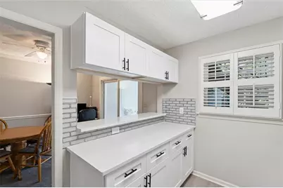 6700 Roswell Road #31B, Atlanta, GA 30328 - Photo 5